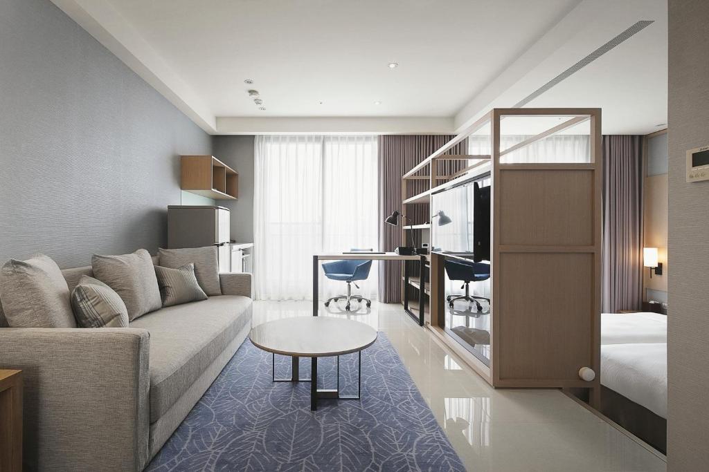 TV a/nebo společenská místnost v ubytování Jolley Hotel