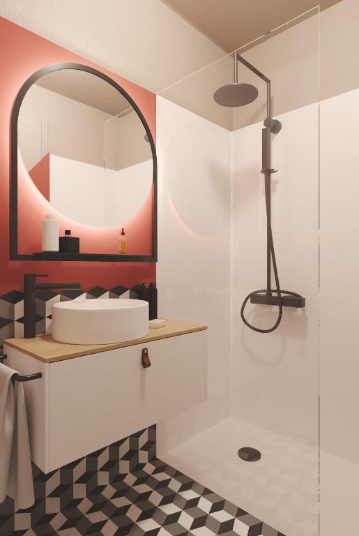 Travel Proud Via Suites - Deluxe-Suite