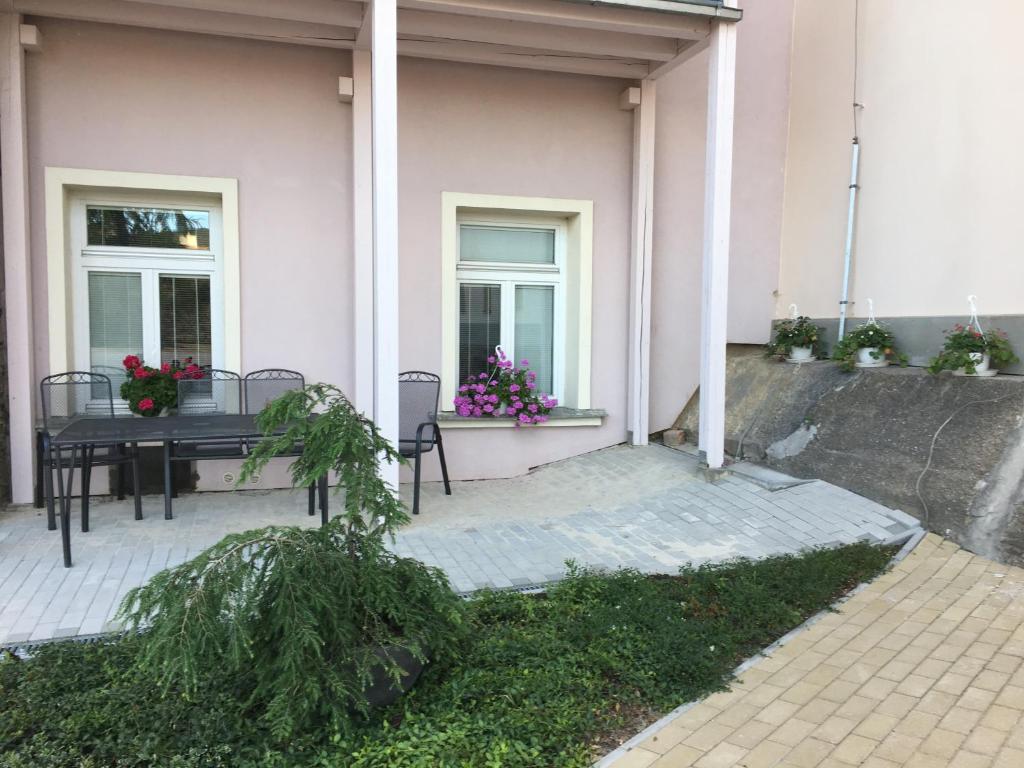 Zahrada ubytování Apartmány na Šumavě