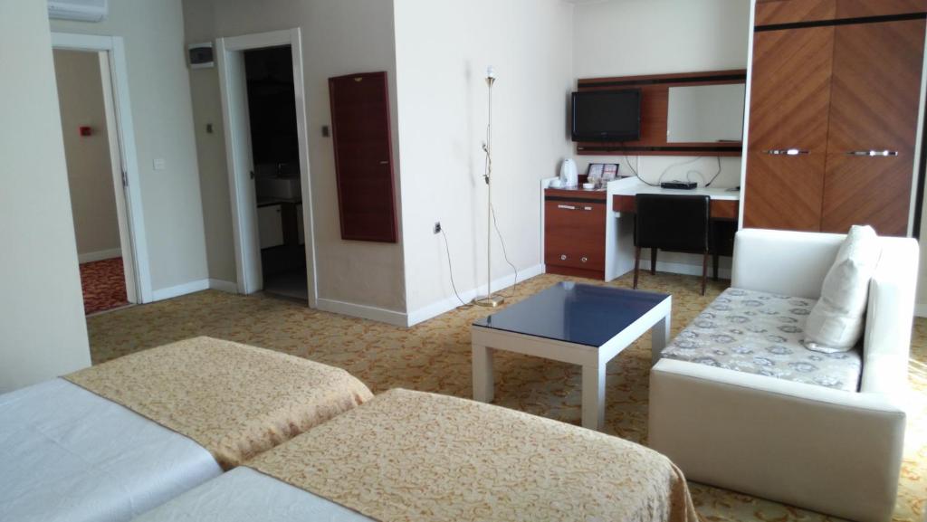 Eriza Boutique Hotel - Habitación Triple Estándar