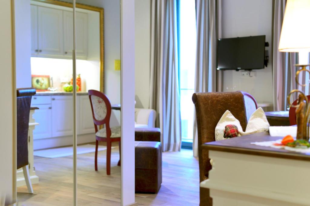 Schottennester Schlafen an der Krämerbrücke - 12