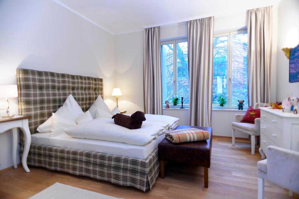 Schottennester Schlafen an der Krämerbrücke - 14