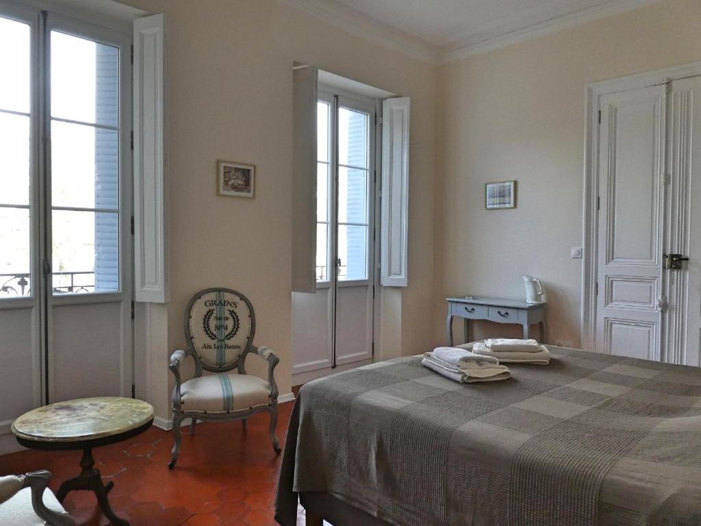Postel nebo postele na pokoji v ubytování Chambre d'hôtes Eloi Merle