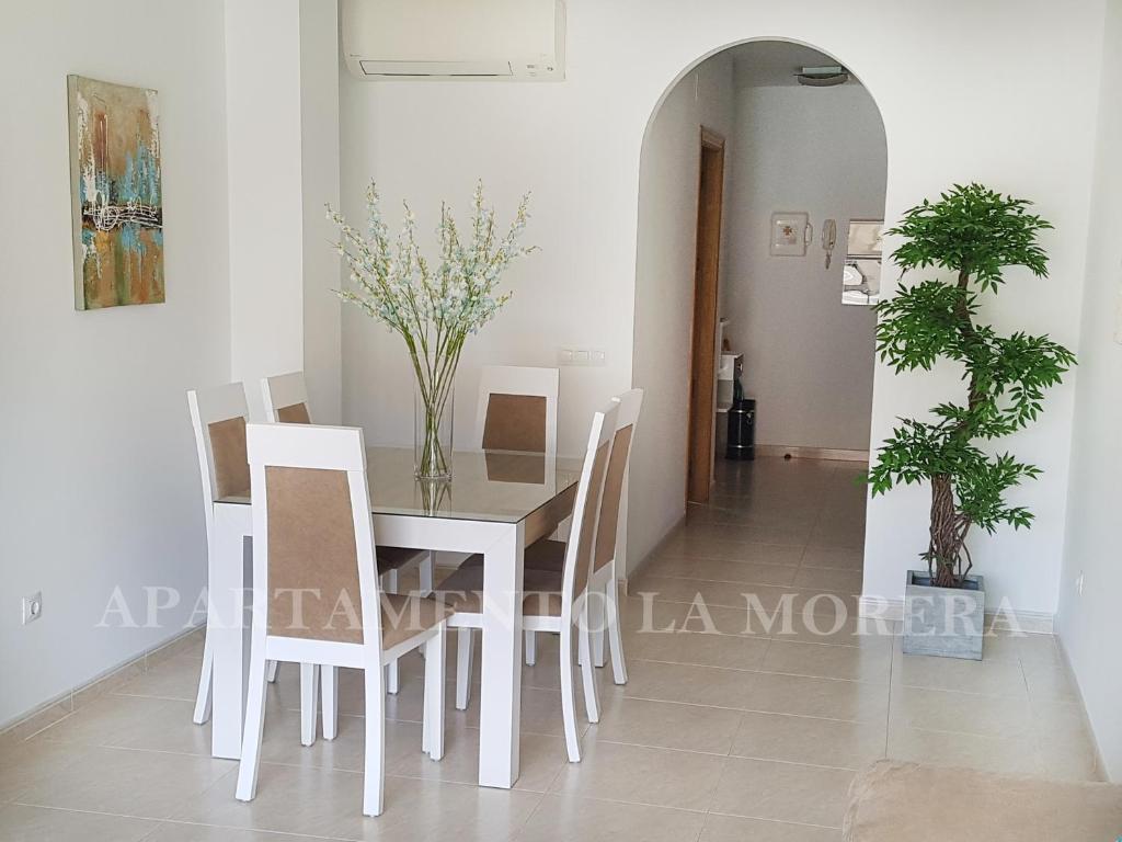 Posedenie v ubytovaní Apartamento La Morera