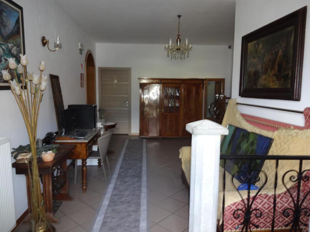 TV a/nebo společenská místnost v ubytování Fedrig Private Rooms & Apartment