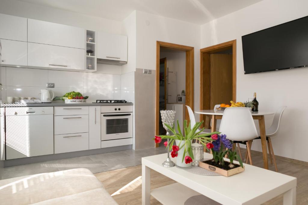 Apartments Gacka Valley - Apartamento - Piso Térreo