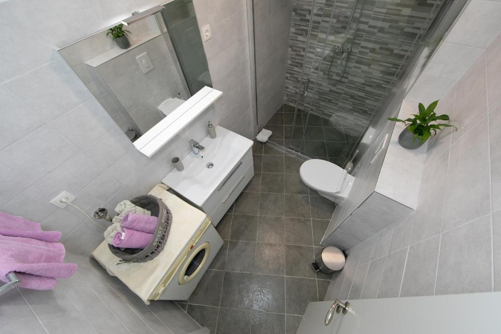 Kúpeľňa v ubytovaní Apartmani Marija Jakir
