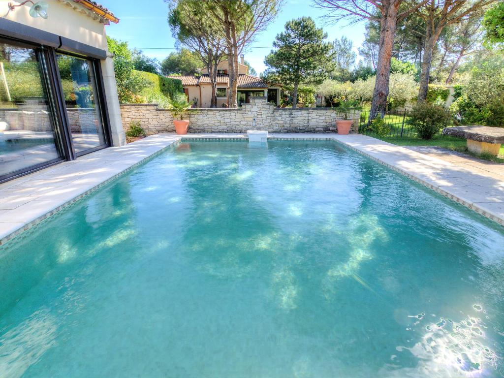 Bazén v ubytování Holiday Home Bezert by Interhome nebo v jeho okolí