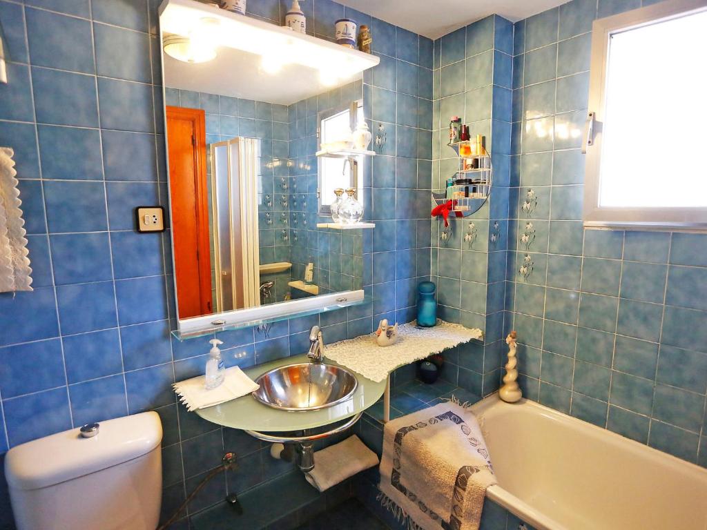 Fotografie z fotogalerie ubytování Apartment Lekeitio-1 by Interhome v destinaci Vilafortuny