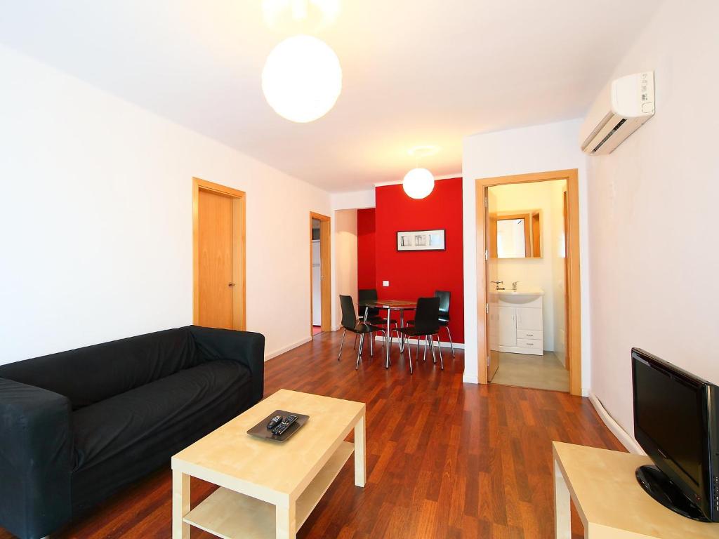 Televízia a/alebo spoločenská miestnosť v ubytovaní Apartment Terecel Salou-6 by Interhome
