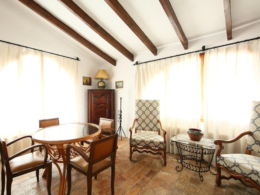 Posezení v ubytování Holiday Home Baile del Sol by Interhome