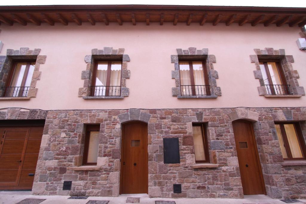 reservar hotel en Salinas de Ibargoiti