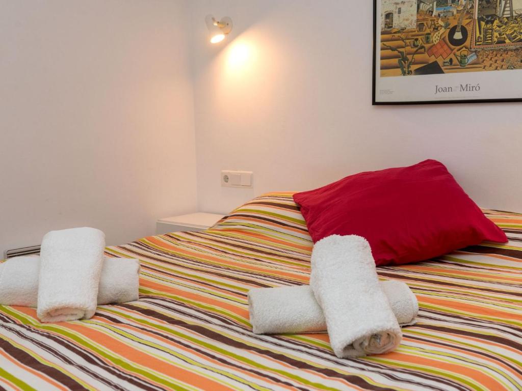 Posteľ alebo postele v izbe v ubytovaní Apartment Primer de Maig by Interhome