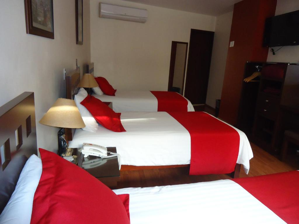 Hotel Plaza San Carlos - Habitación Triple