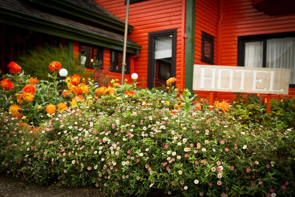 Um jardim no exterior de Weisserhaus