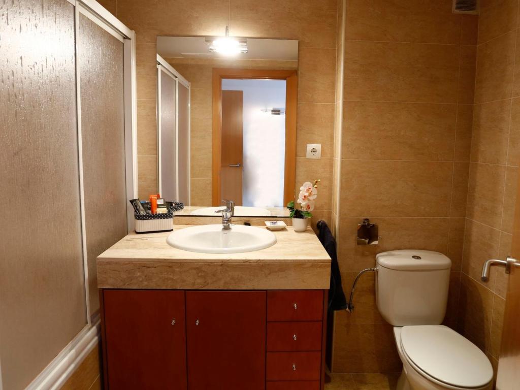Kúpeľňa v ubytovaní Apartment Mar Cambrils by Interhome