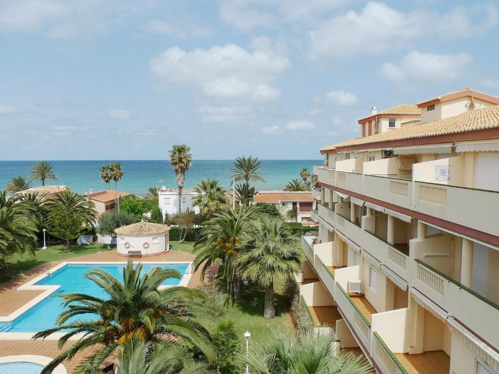 Bazén v ubytování Apartment La Marina by Interhome nebo v jeho okolí