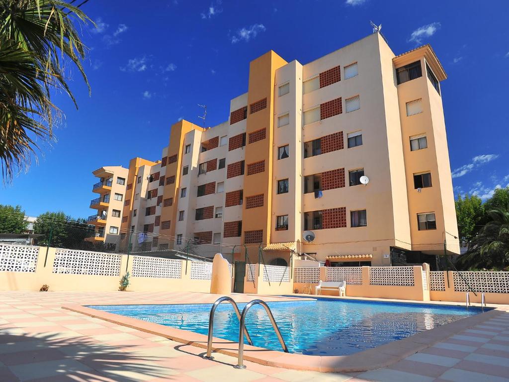 Bassenget på eller i nærheten av Apartment Galicia Javea-2 by Interhome