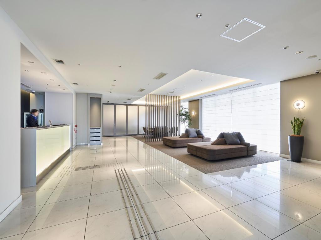 Posezení v ubytování HOTEL MYSTAYS Shimizu