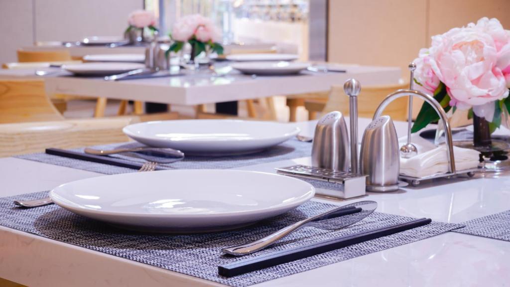 Restaurace v ubytování Paco Hotel Tiyuxilu Metro Guangzhou-Free Shuttle Bus during Canton Fair
