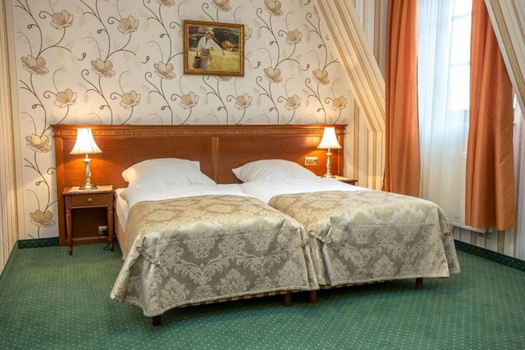 Jaśminowy Dwór - Large Twin Room