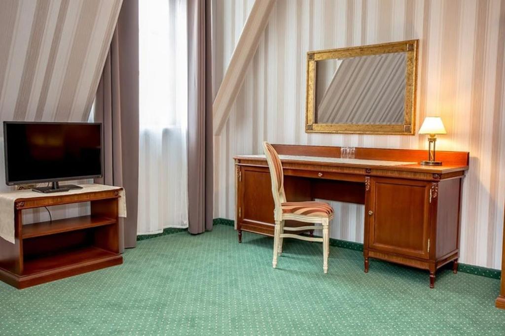 Jaśminowy Dwór - Deluxe Family Room
