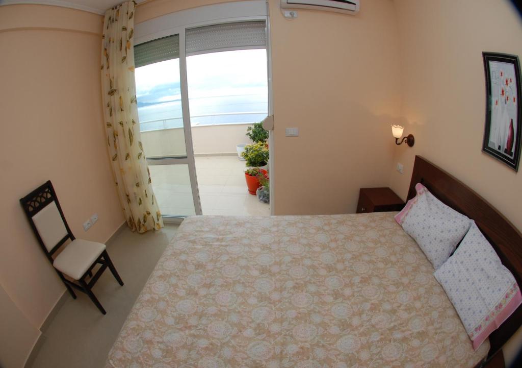 Erti's Apartments - Image 2