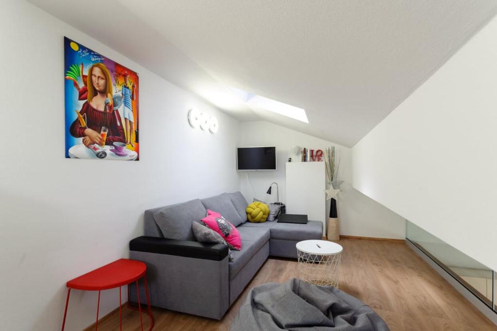 Televízia a/alebo spoločenská miestnosť v ubytovaní Apartment Gazo