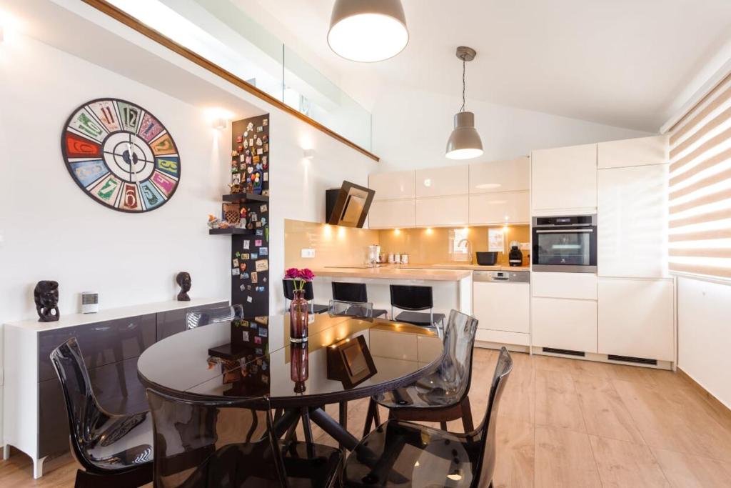 Kuchyňa alebo kuchynka v ubytovaní Apartment Gazo