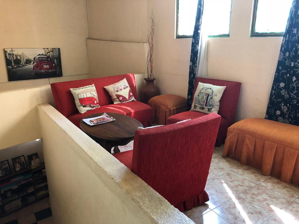 Lady Gordons Homestay - 17