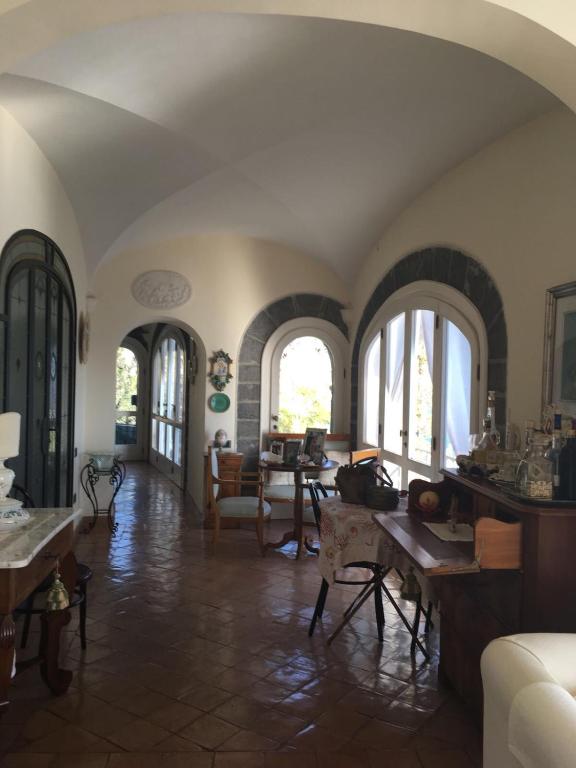 Posedenie v ubytovaní Villa Acque Dolci