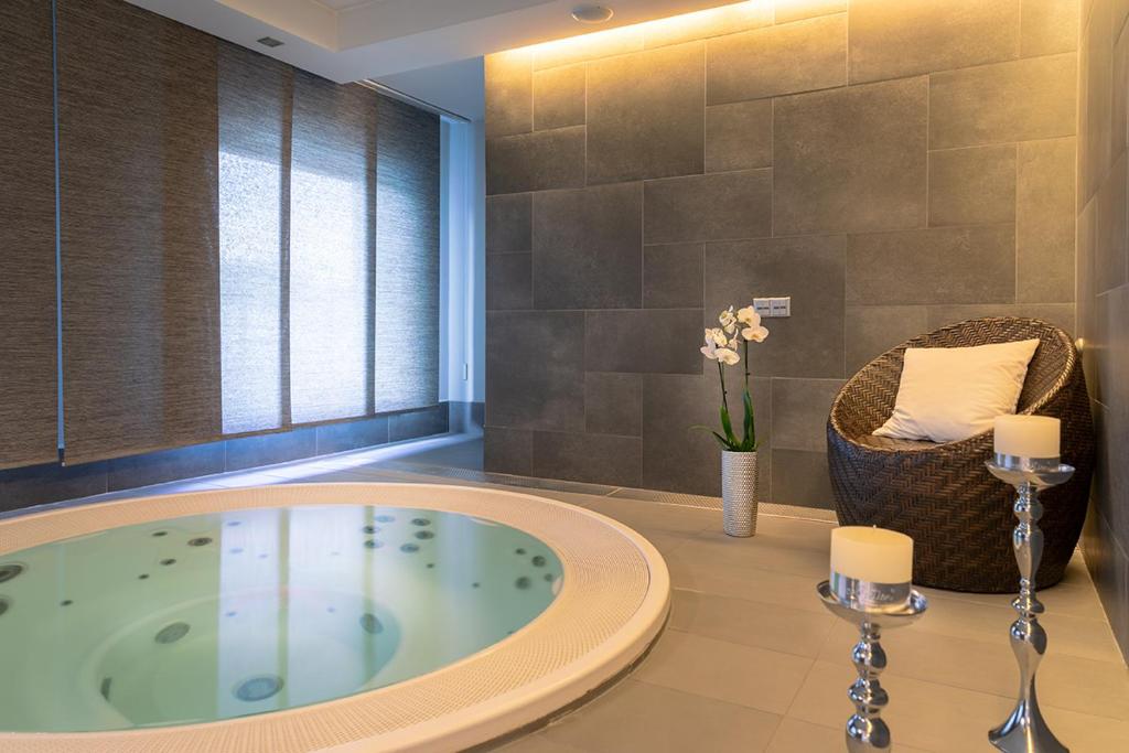 Koupelna v ubytování Hotel Abácie & Wellness
