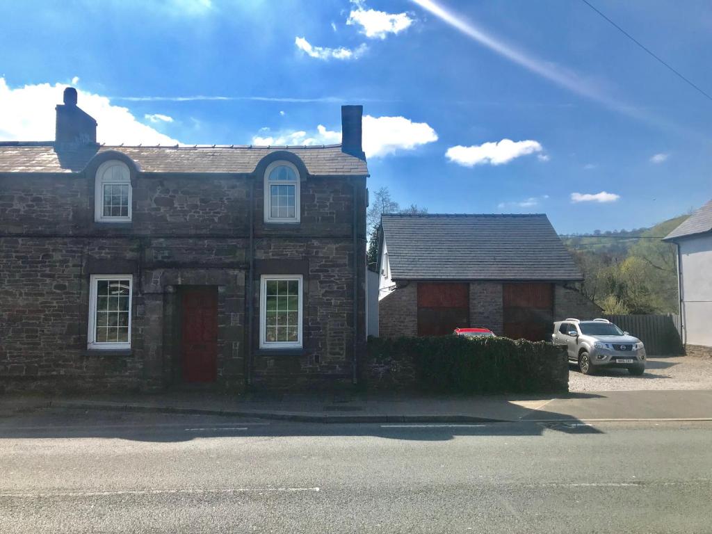 Post Office Row Apartment and Hot Tub