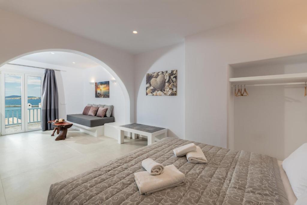 Magic View Suites Mykonos - 13