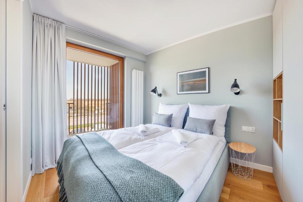 Apartamenty Sun & Snow Kołobrzeg Resorts z basenem - One-Bedroom Apartment