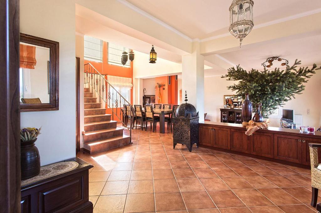 Posedenie v ubytovaní NV Luxury Villa