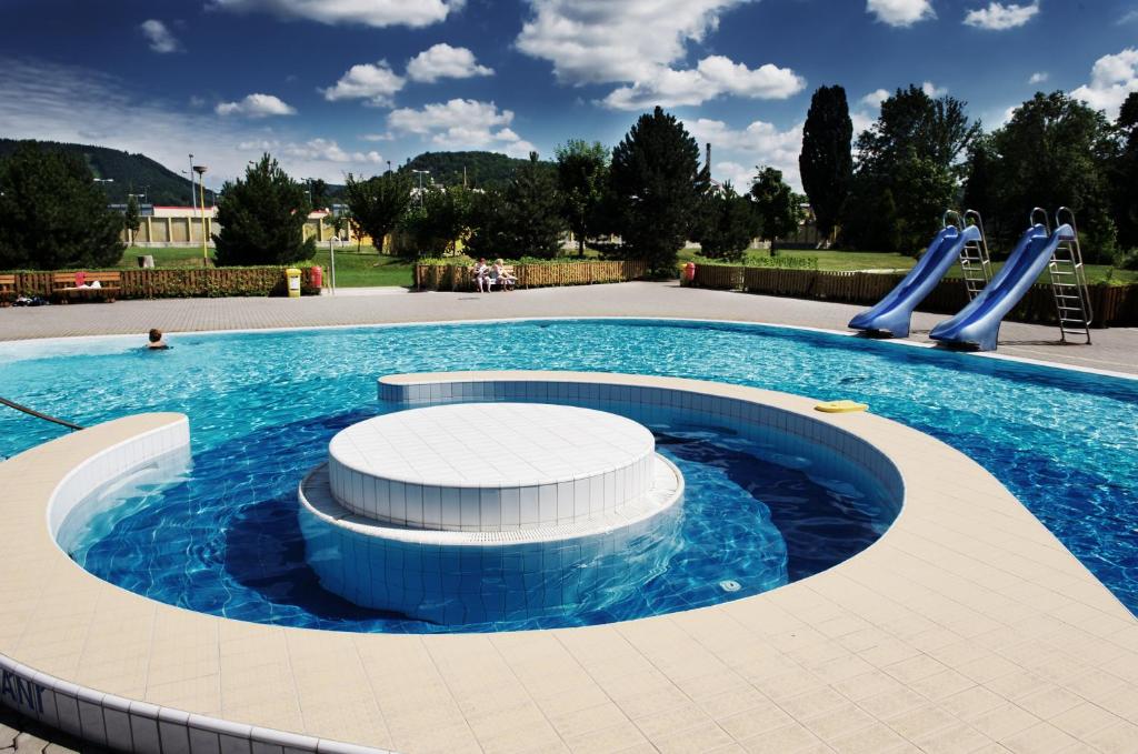 La alberca dentro o cerca de Aqua Hotel
