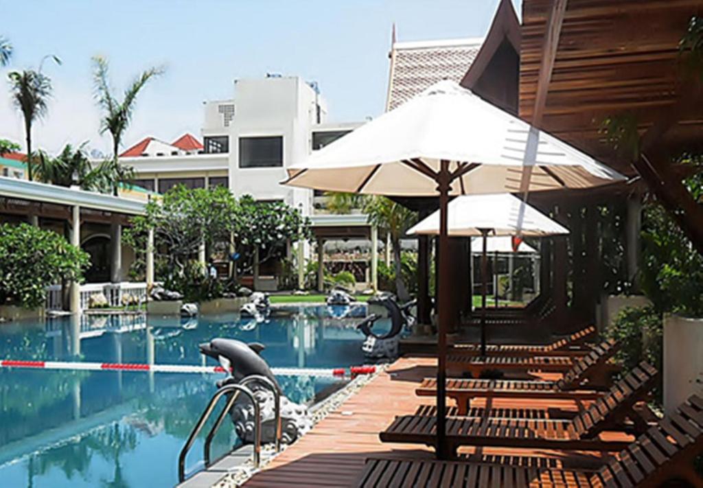 Piscina di Mae Pim Resort Hotel o nelle vicinanze