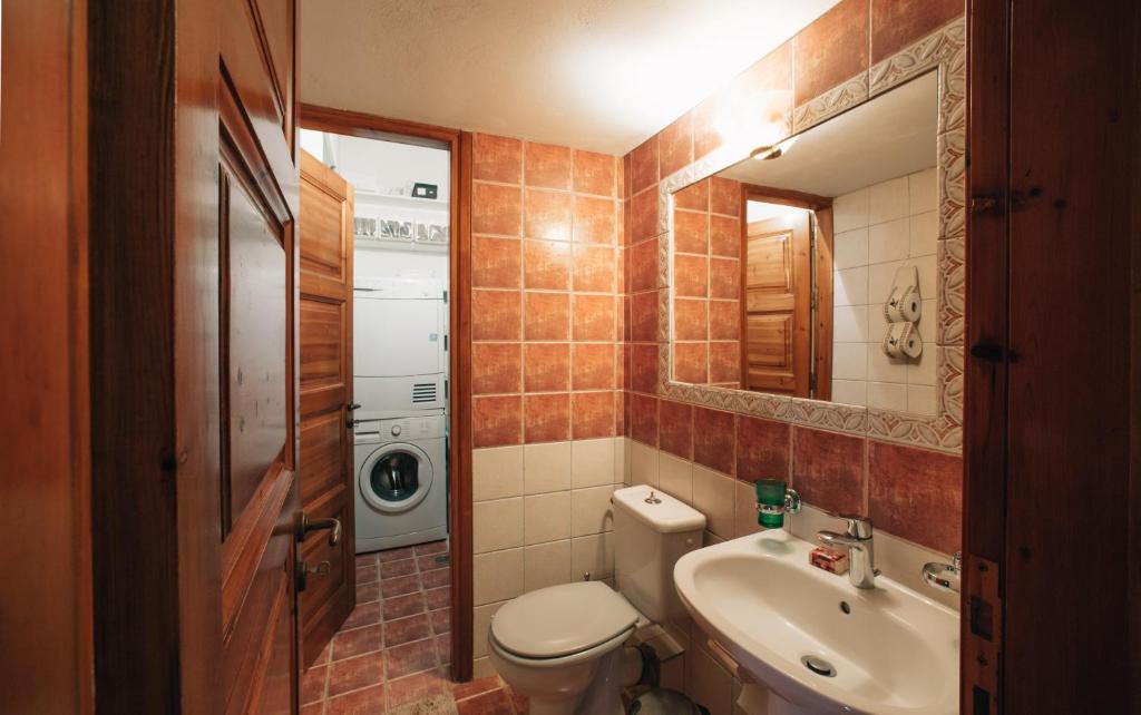 A bathroom at Villa Oneirama