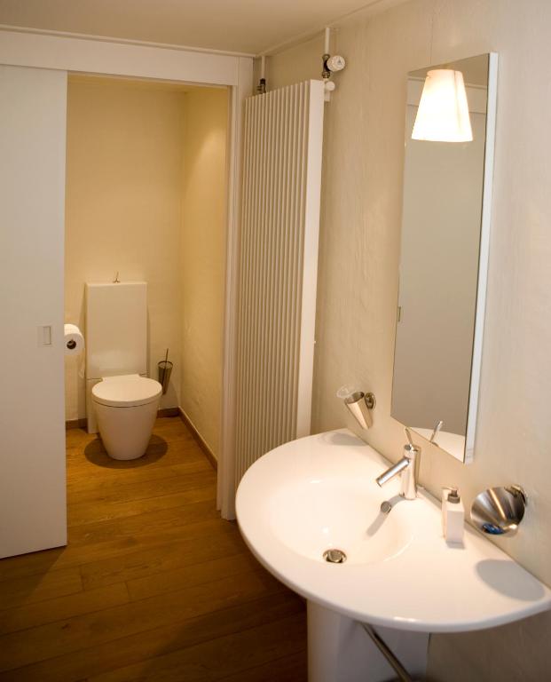 Koupelna v ubytování Guesthouse Veerhoeve