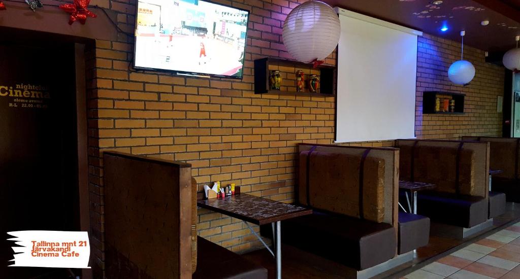 Posezení v ubytování Cinema Hostel Järvakandi