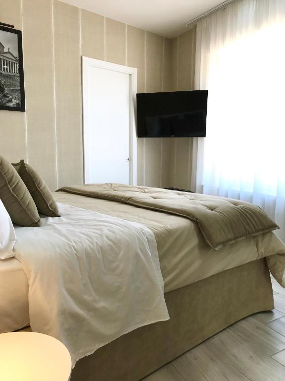 BRAKKO 45 - Double Room With Private Bathroom