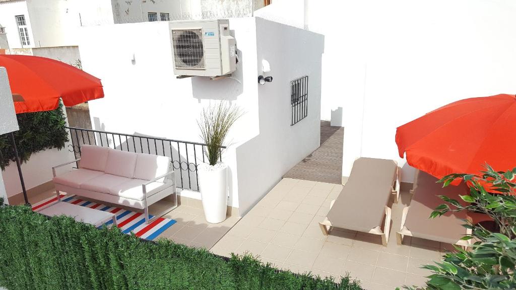 HENRI'S APARTMENTS - City Centre - 3