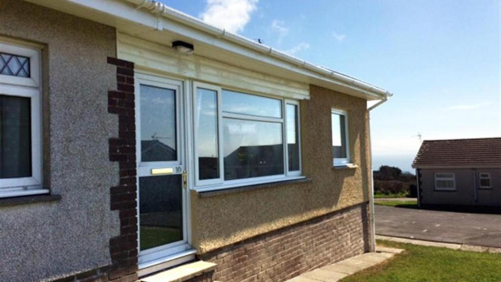 Vacation Home Bank Farm, Horton, PortEynon, UK