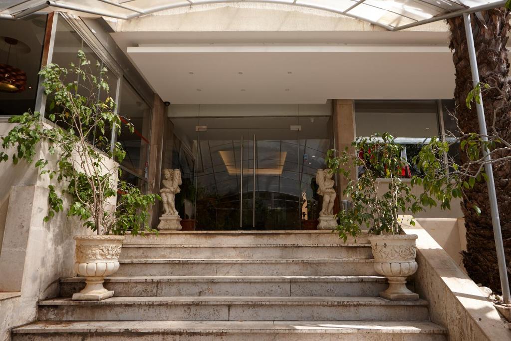 Exteriér alebo vchod do ubytovania Zoukotel Hotel