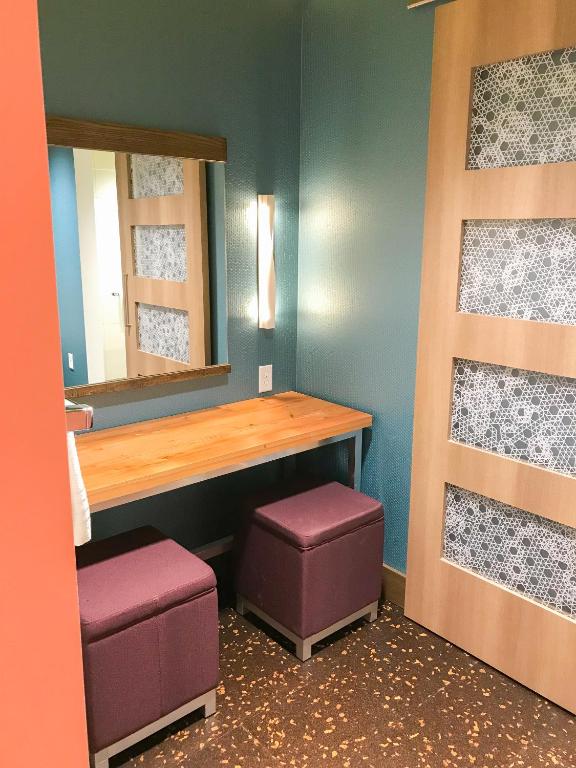 CityFlatsHotel - Grand Rapids, an Ascend Collection Hotel photo