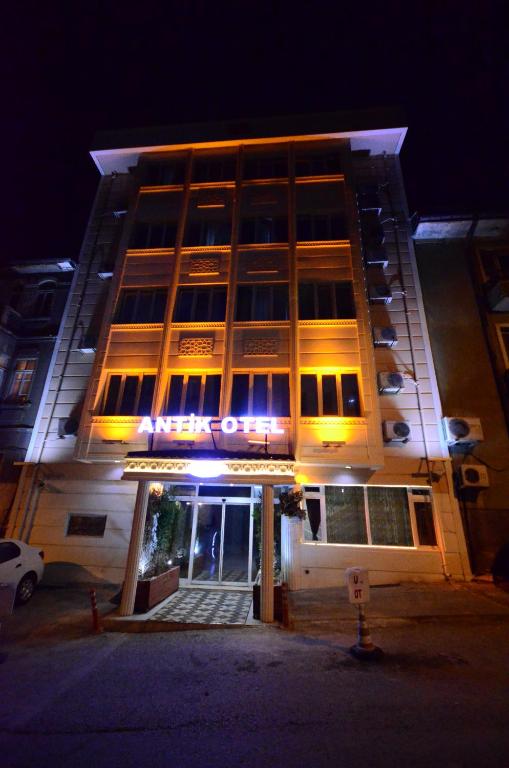 Antik Otel - Housity