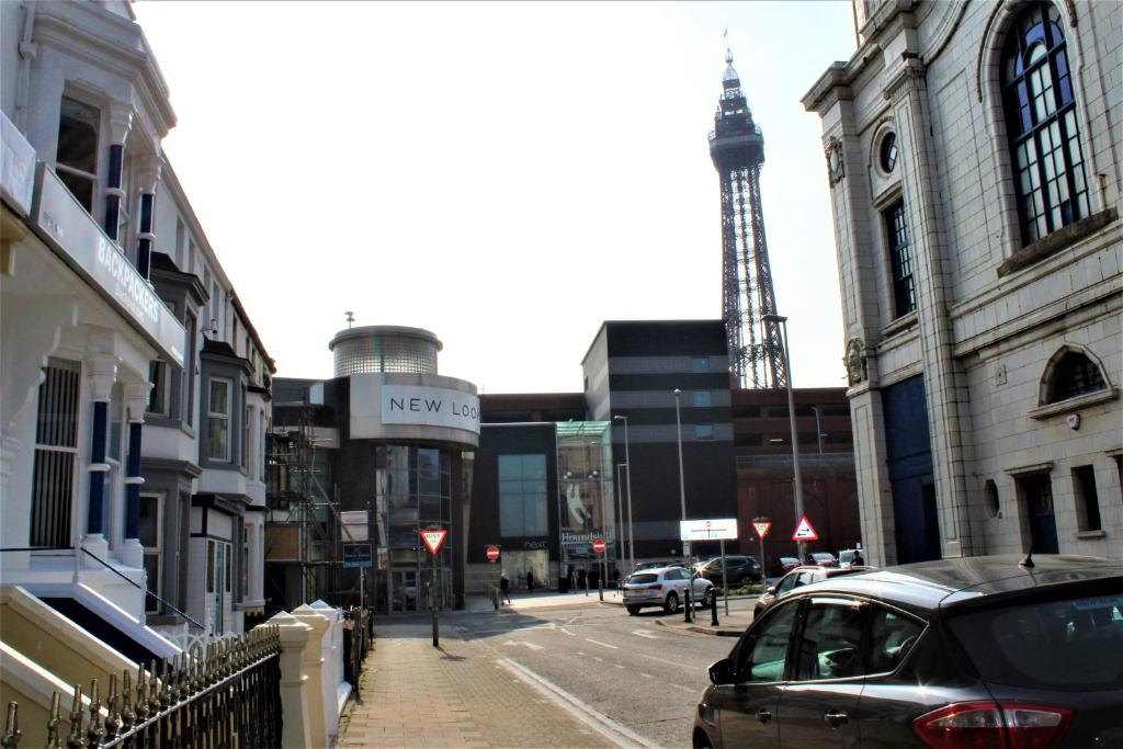 Backpackers Blackpool Hotel & Suites