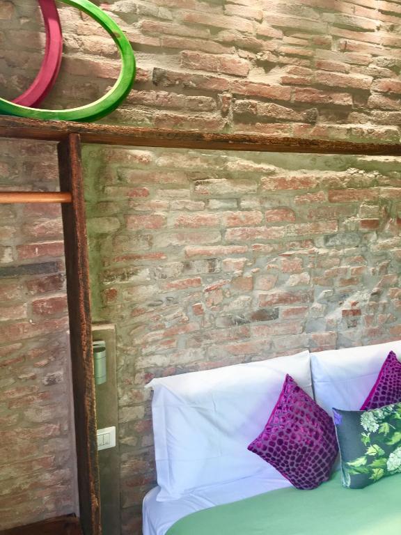 Inside the Wall - 11