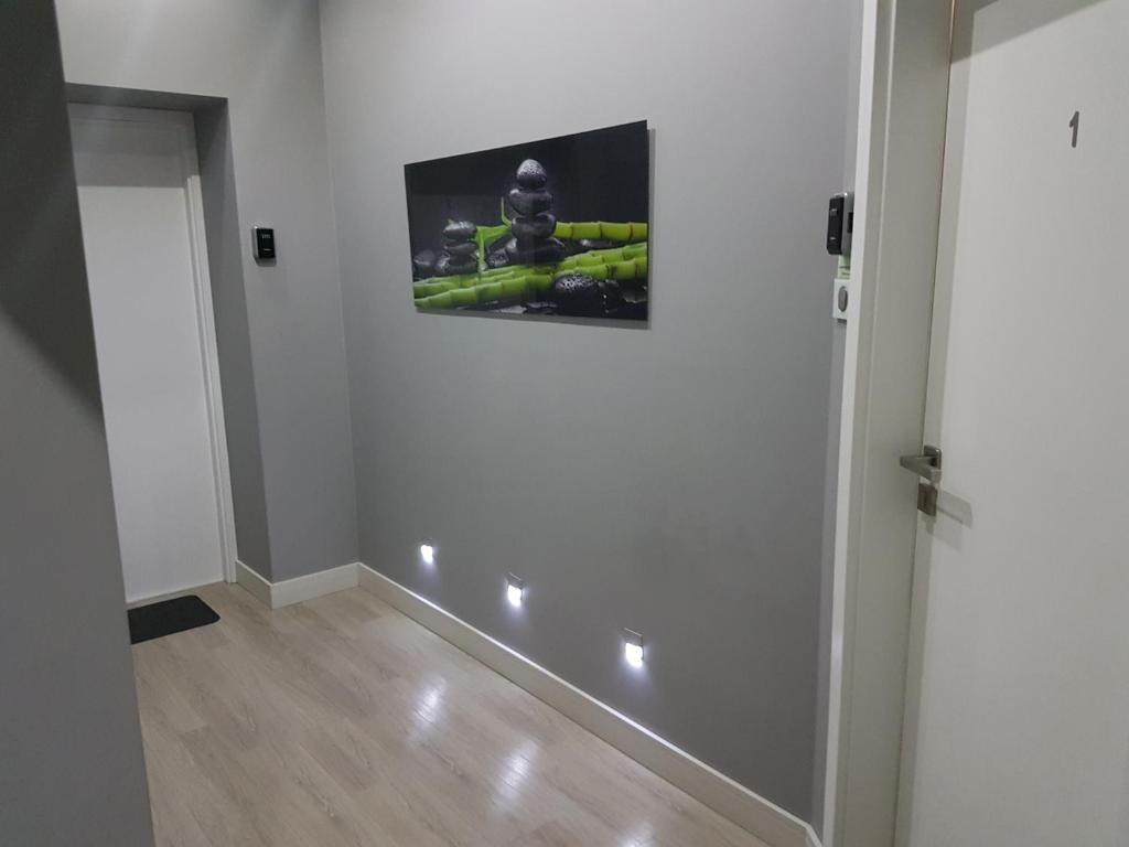 Fotografia z galérie ubytovania Apartamenty Lazurowy i Słoneczny z darmowym Parkingiem strzeżonym v destinácii Jelenia Góra